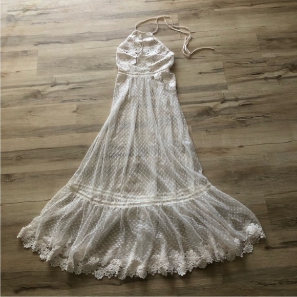 Victoria’s Secret Sheer Elegant White Lace Halter Dress Embroidered Floral - Picture 10 of 14
